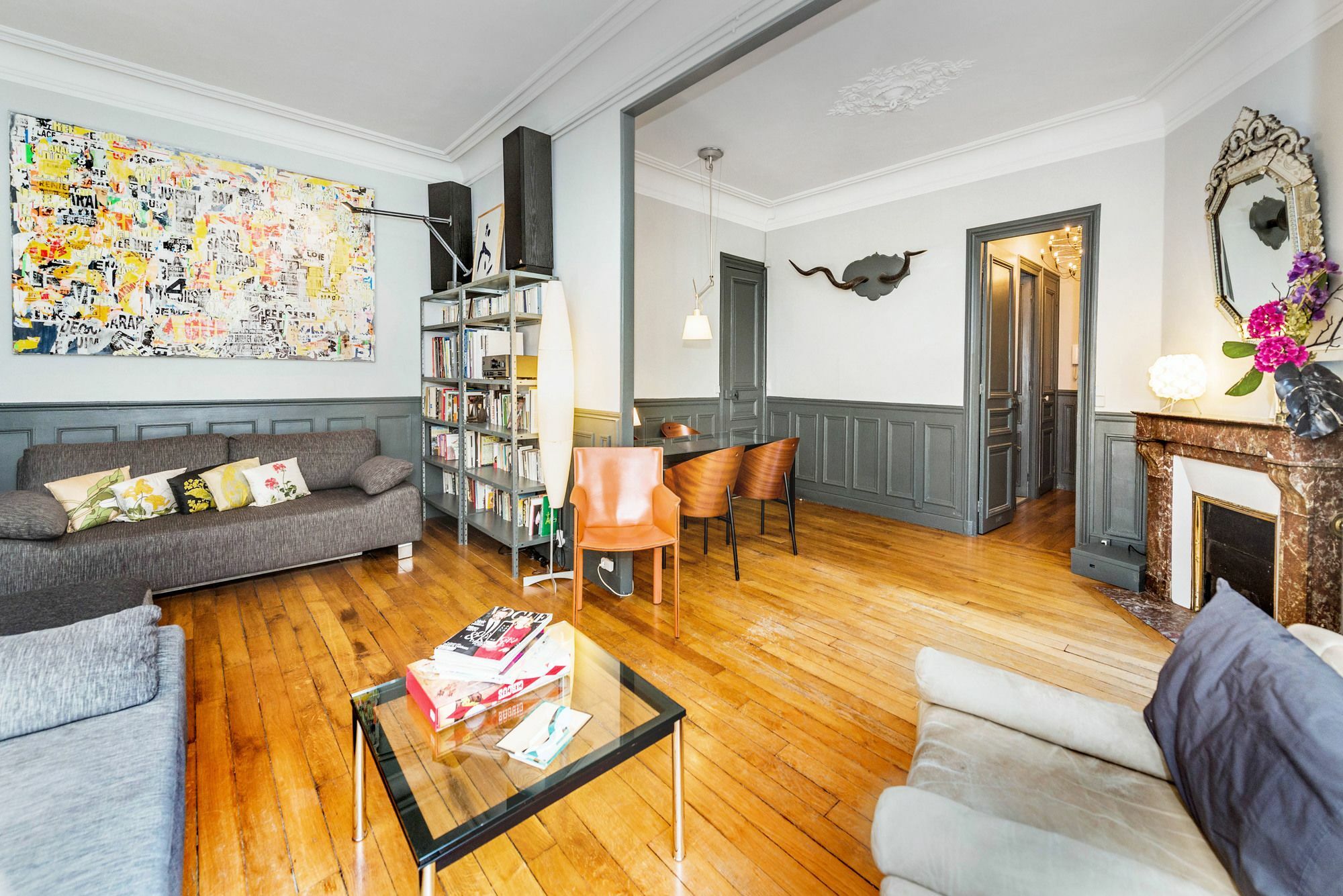 Apartment Hip Classic And