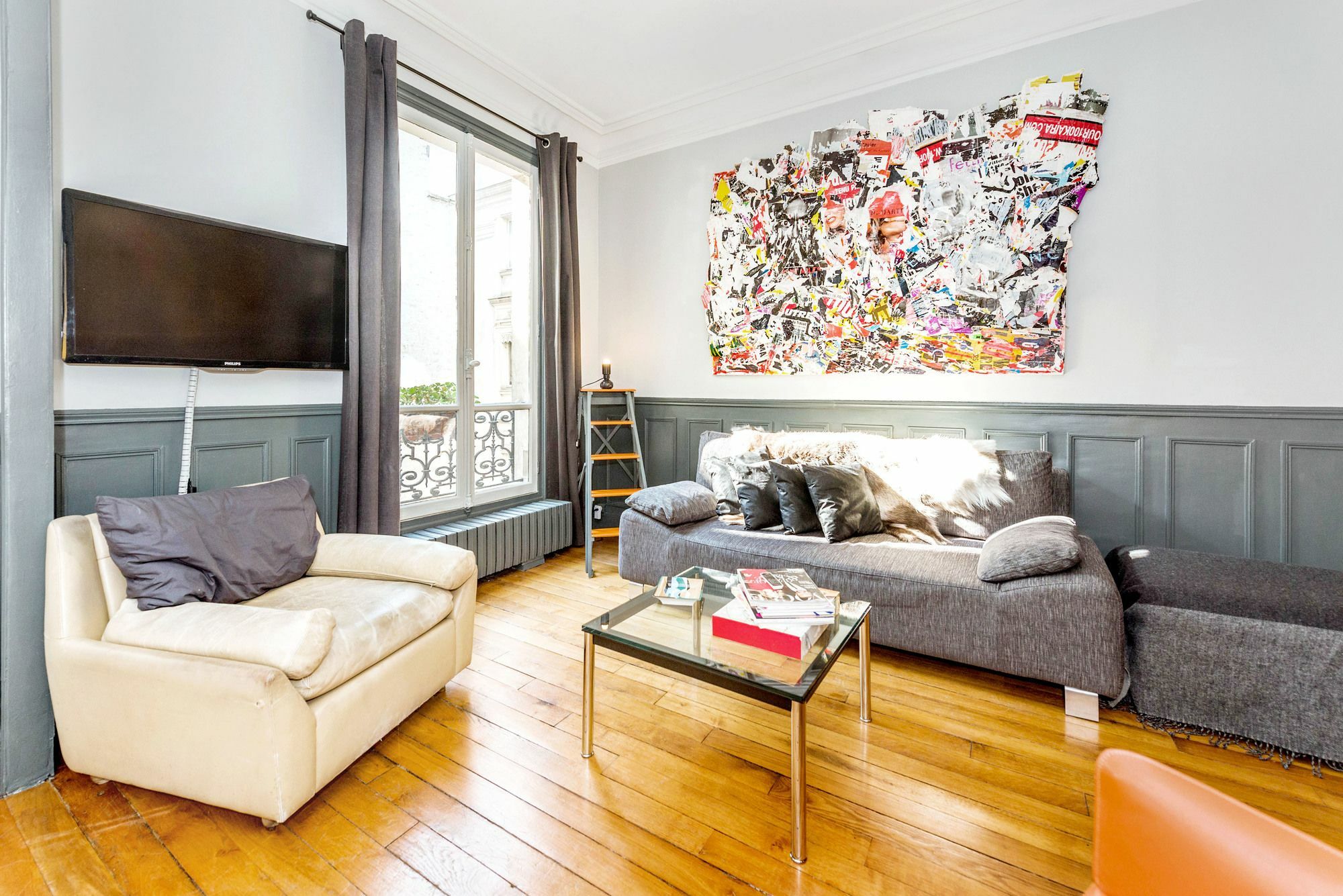 Hip Classic And Apartment